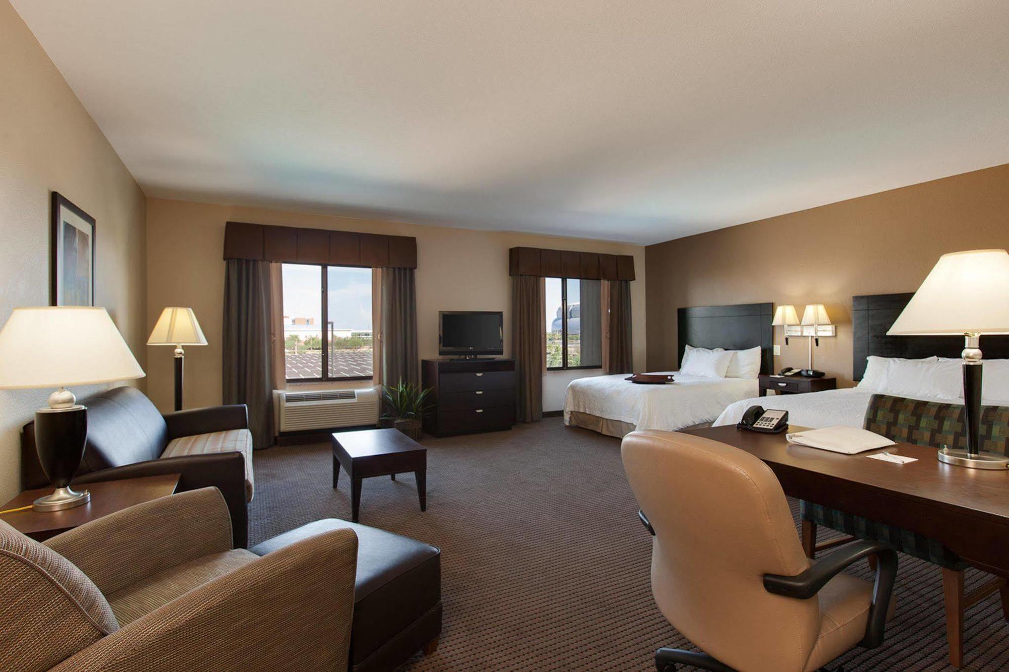 Hampton Inn & Suites Phoenix Glendale-Westgate Exterior foto